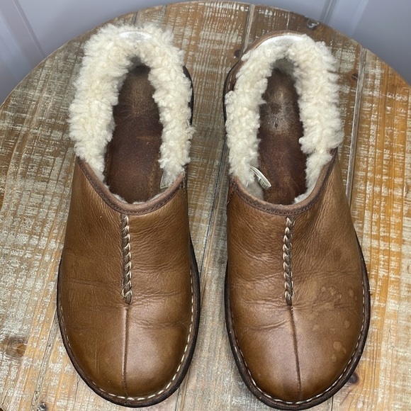 UGG Australia Bettey Leather Slipper Clogs Size 7 - Picture 6 of 12
